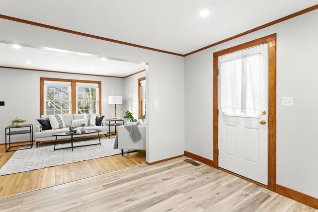 6 Ruth Lane, Hampton, NH 03842