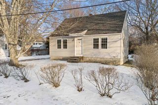 6 Ruth Lane, Hampton, NH 03842