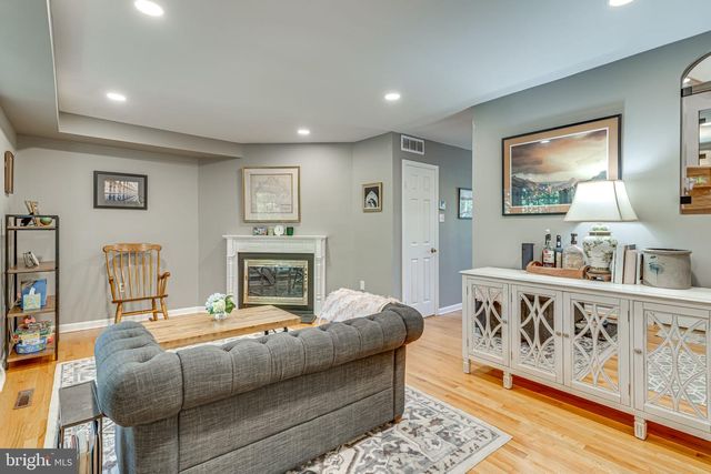 912 GREEN ST, Alexandria, VA 22314