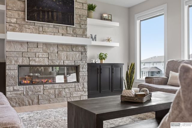20958 Polk Street, Elkhorn, NE 68022