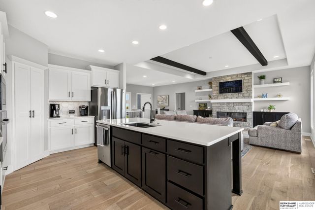 20958 Polk Street, Elkhorn, NE 68022