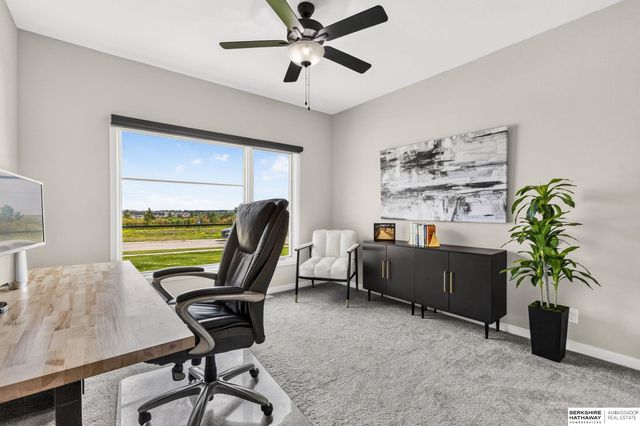 20958 Polk Street, Elkhorn, NE 68022