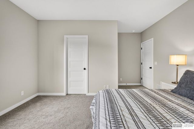 20958 Polk Street, Elkhorn, NE 68022