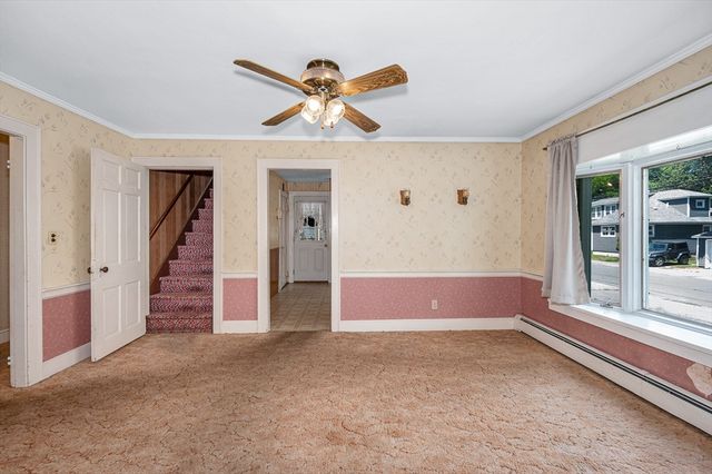 20 Oak Knoll Ave, Chelmsford, MA 01824