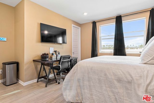 720 Grace Avenue, Inglewood, CA 90301