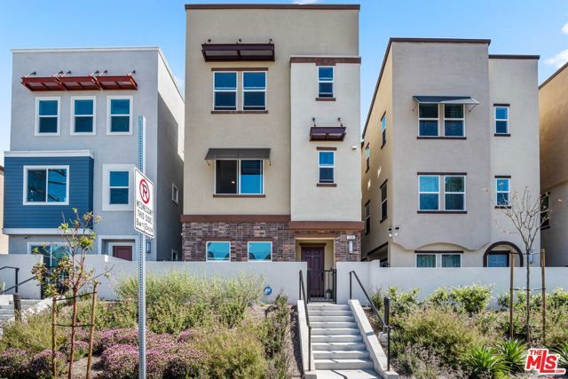 720 Grace Avenue, Inglewood, CA 90301