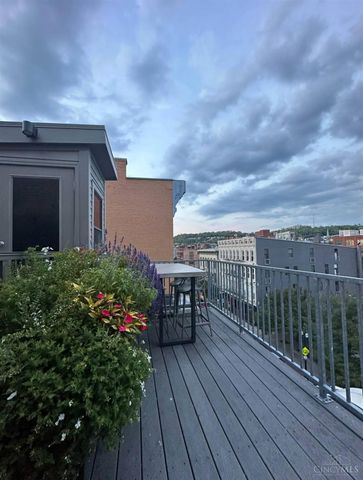 1203 Vine Street, Cincinnati, OH 45202