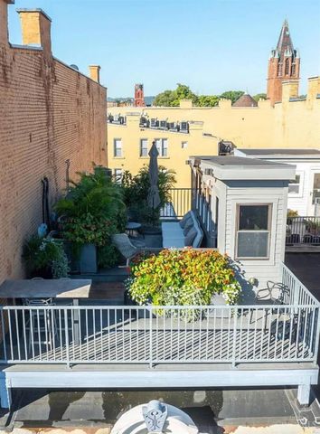 1203 Vine Street, Cincinnati, OH 45202