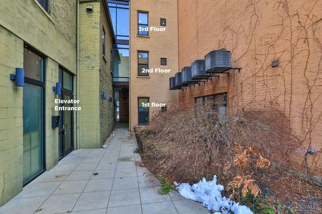 1203 Vine Street, Cincinnati, OH 45202