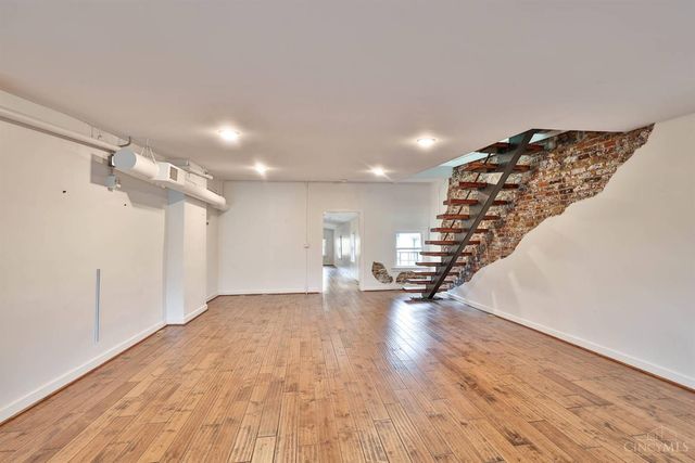 1203 Vine Street, Cincinnati, OH 45202