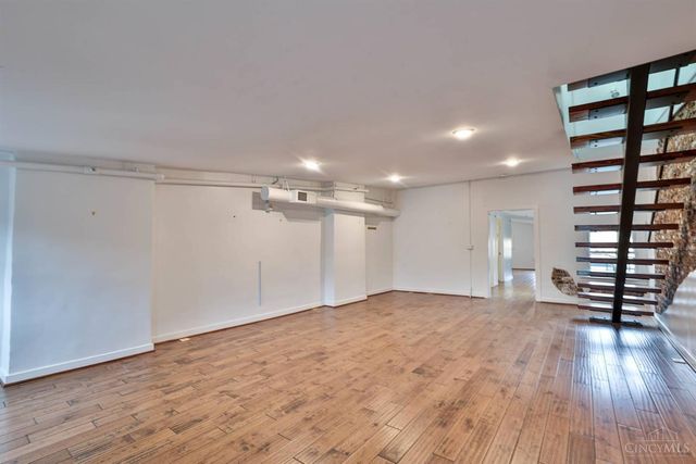 1203 Vine Street, Cincinnati, OH 45202