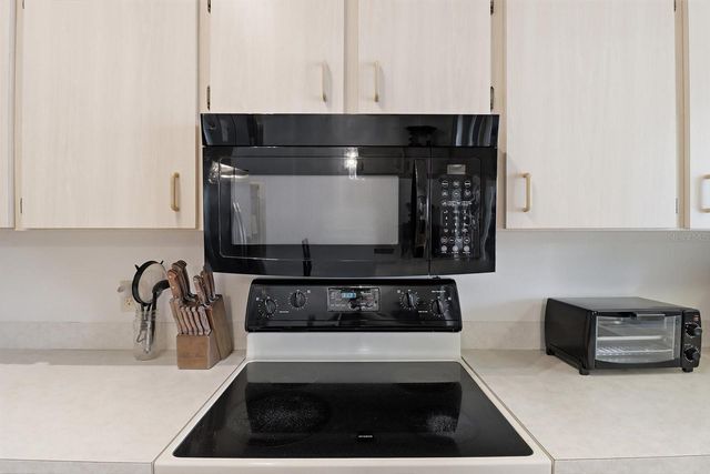 1737 W OLYMPIA STREET, Hernando, FL 34442