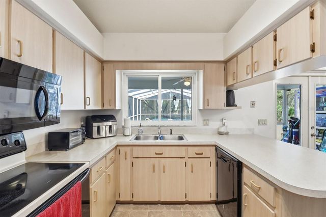 1737 W OLYMPIA STREET, Hernando, FL 34442