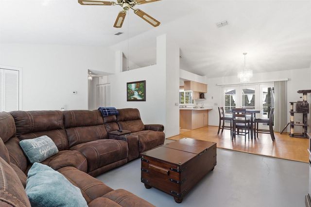 1737 W OLYMPIA STREET, Hernando, FL 34442