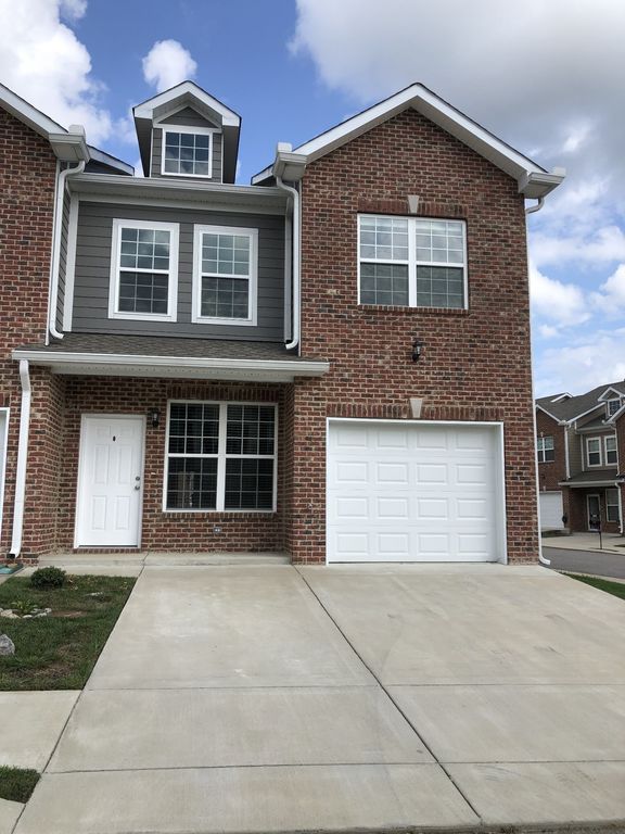 1305 Villa Cir, Lebanon, TN 37090