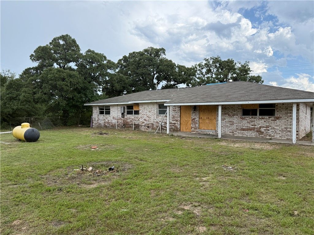 245 Golfview Drive, Normangee, TX 77871 — photo 5