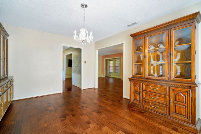 1114 Brookshire Drive, Tyler, TX 75071