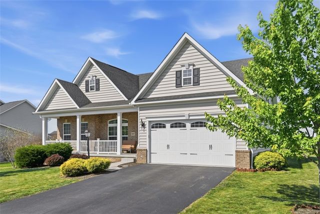 127 Olivia Avenue, Adams Twp, PA 16046
