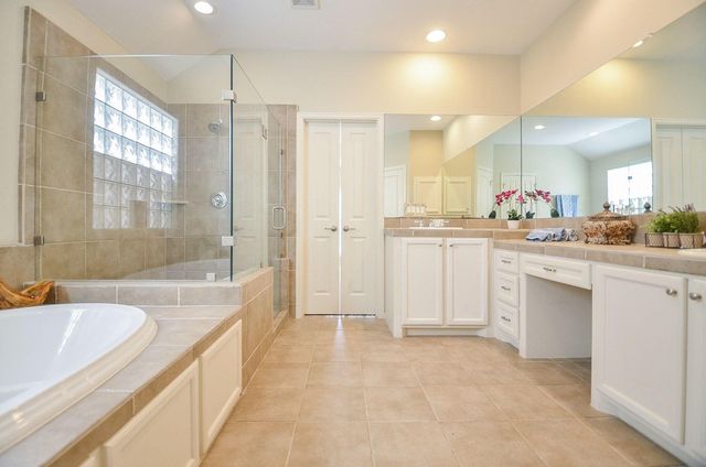 222 Knox Street F, Houston, TX 77007