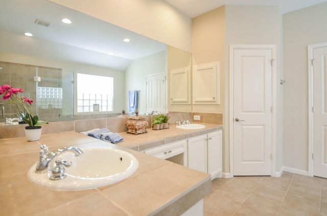 222 Knox Street F, Houston, TX 77007