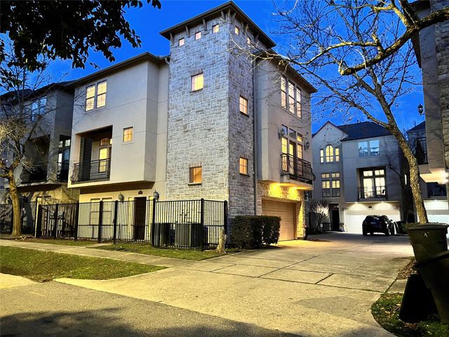 222 Knox Street F, Houston, TX 77007
