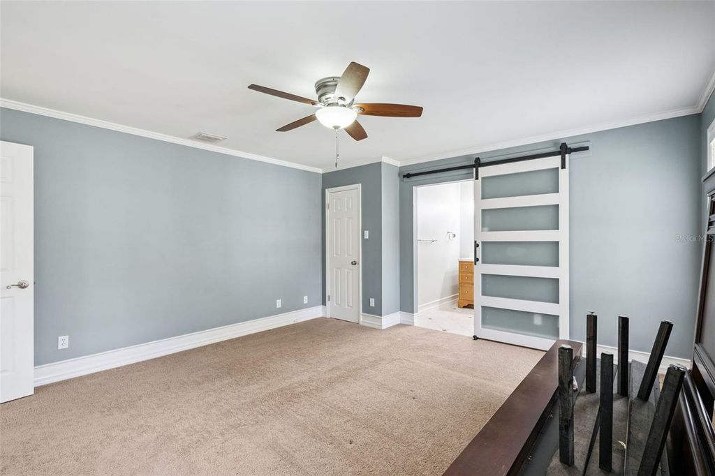 Image 15 of property listing at 14335 FRESNO DRIVE, Orlando, FL 32832