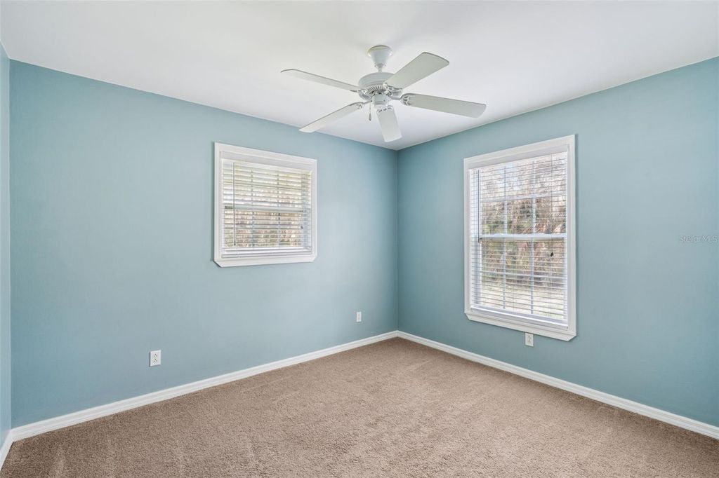 Image 20 of property listing at 14335 FRESNO DRIVE, Orlando, FL 32832