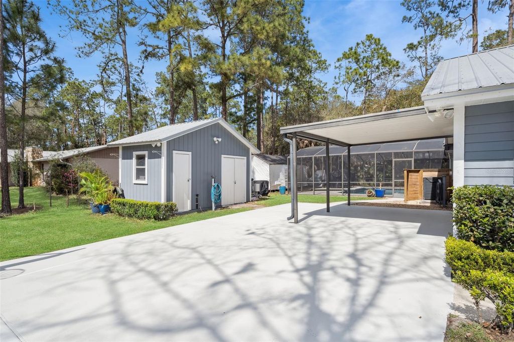 Image 30 of property listing at 14335 FRESNO DRIVE, Orlando, FL 32832