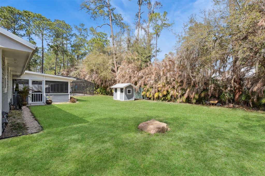 Image 32 of property listing at 14335 FRESNO DRIVE, Orlando, FL 32832