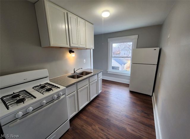 530 Rosemont Court NW, Canton, OH 44708