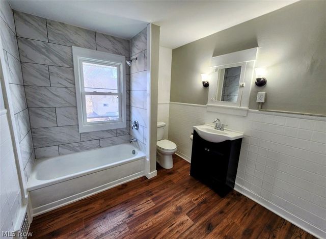 530 Rosemont Court NW, Canton, OH 44708