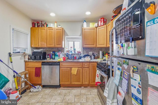 6608 LANSDOWNE AVE, Philadelphia, PA 19151