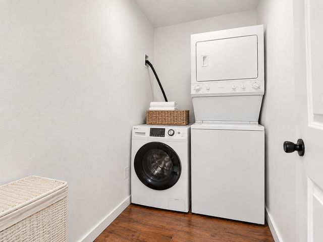 2208 Ramona Avenue, Portage City, MI 49002