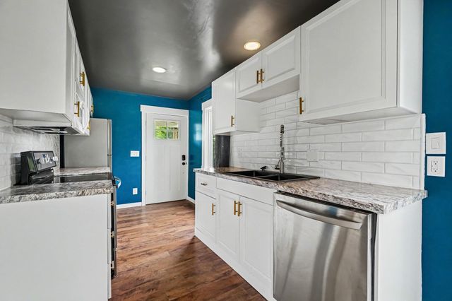 2208 Ramona Avenue, Portage City, MI 49002