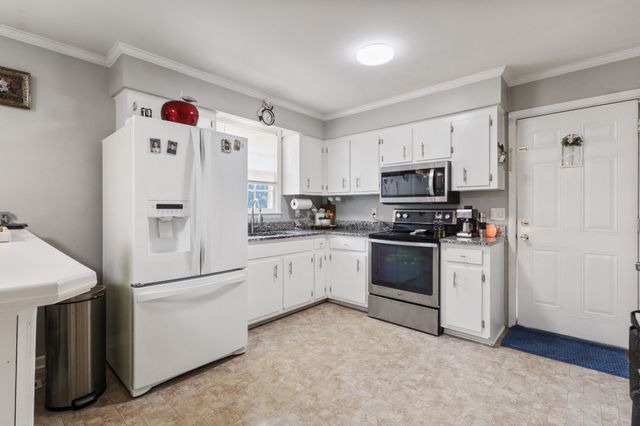 528 SINGER DRIVE, Madison, TN 37115