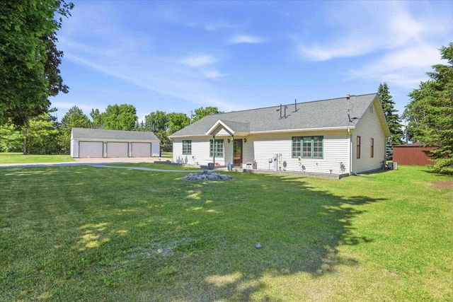 7344 S US HWY 45, Oshkosh, WI 54902