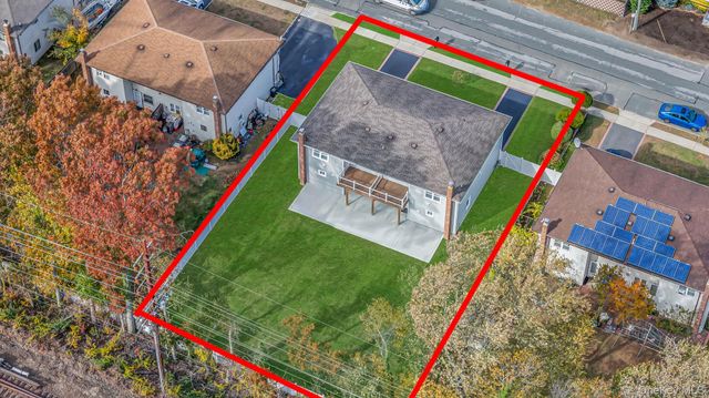 54 Evergreen Street A, West Babylon, NY 11704