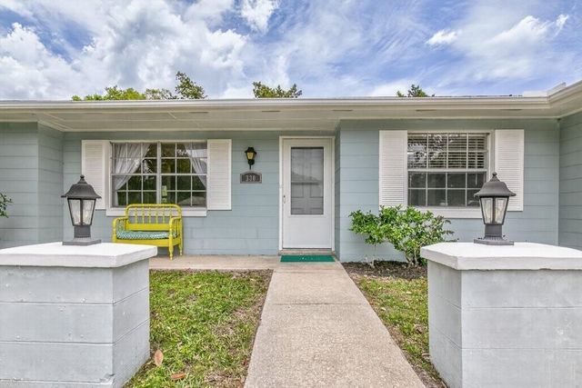 330 Shores Blvd, St Augustine, FL 32086