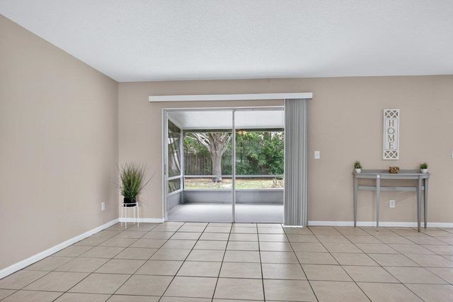 330 Shores Blvd, St Augustine, FL 32086
