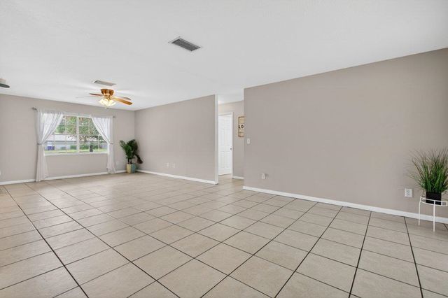 330 Shores Blvd, St Augustine, FL 32086