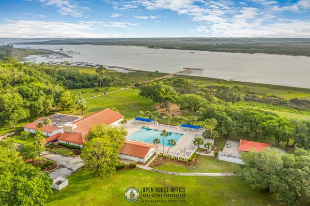 330 Shores Blvd, St Augustine, FL 32086