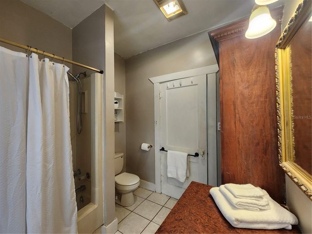 2121 7TH AVENUE W, Bradenton, FL 34205