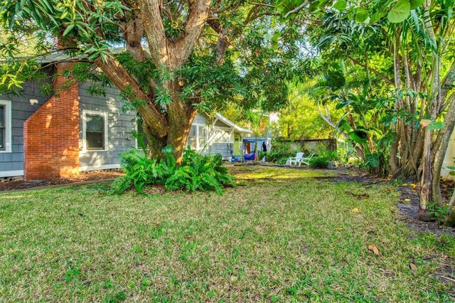 2121 7TH AVENUE W, Bradenton, FL 34205