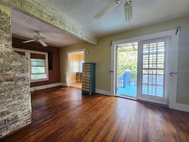 2121 7TH AVENUE W, Bradenton, FL 34205