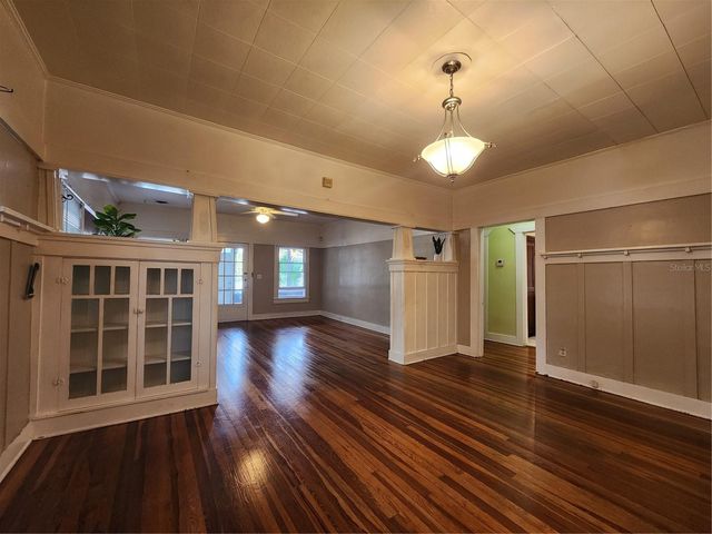 2121 7TH AVENUE W, Bradenton, FL 34205