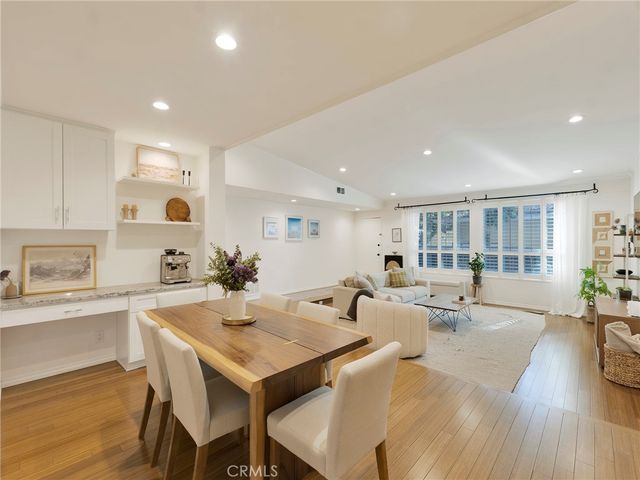 12803 Bloomfield 2, Studio City, CA 91604