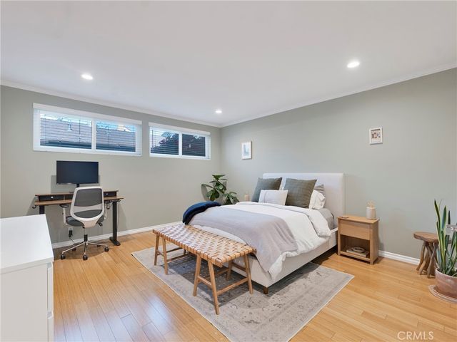 12803 Bloomfield 2, Studio City, CA 91604