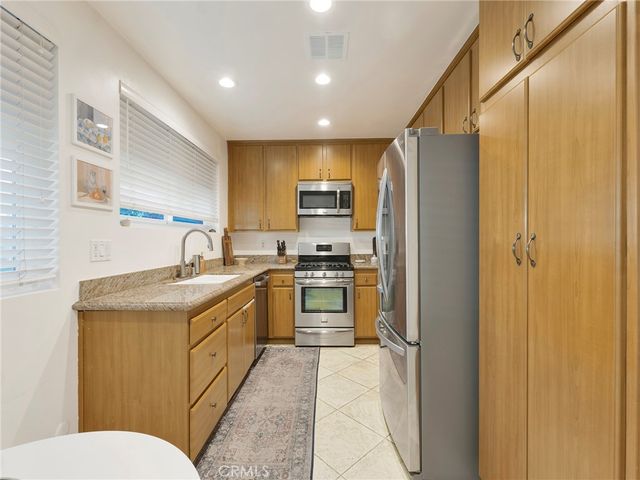12803 Bloomfield 2, Studio City, CA 91604