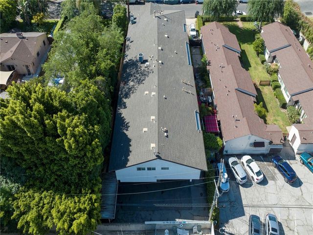 12803 Bloomfield 2, Studio City, CA 91604