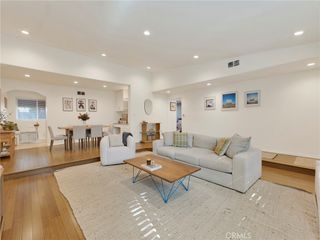 12803 Bloomfield 2, Studio City, CA 91604